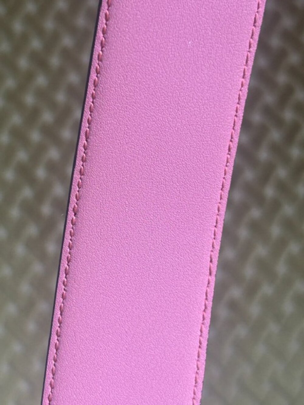 GUCCI Pretty Pink 100% Leather Interlocking G Buckle Belt - Picture 10 of 16